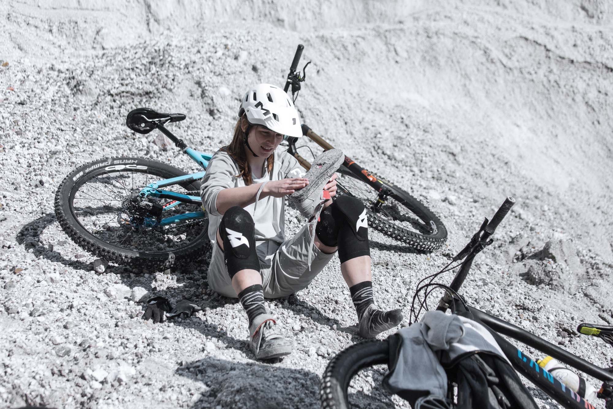 met-helmets-roam-eoli-23